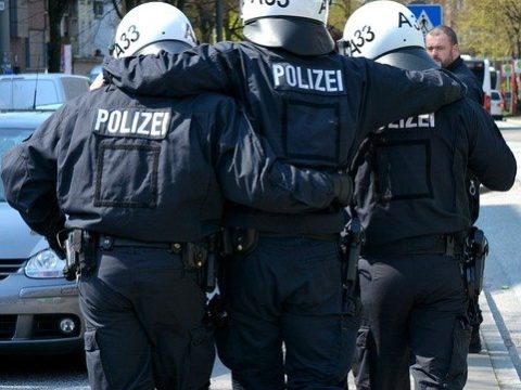 POL-RT: Mutmaßlicher Rauschgiftdealer in Haft POL-RT: Mutmaßlicher Rauschgiftdealer in Haft