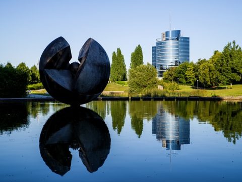 Schulstandort Hohewart in Feuerbach: Preisgericht entscheidet sich für zwei erste Preise – Überarbeitung vor endgültiger Auswahl