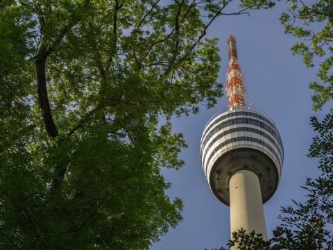 Licht aus für den Klimaschutz: Stuttgart beteiligt sich an Earth Hour